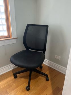 Desk chair