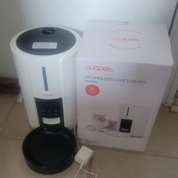 Automatic Cat / Dog Feeder