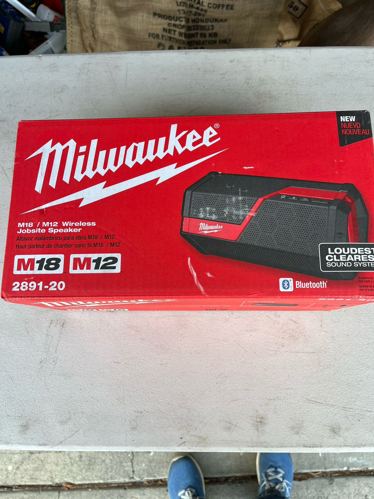 Milwaukee Job site speaker