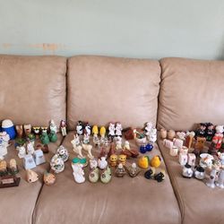 Salt & Pepper Shaker Collection Set