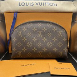 LOUIS VUITTON Cosmetic Pouch GM (LV Discontinued!) NEW