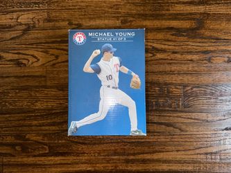 Texas Rangers Michael Young Bobblehead 1/3 Limited Edition 2005 Ameriquest Set