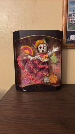 Disney-Catrina Minnie Mouse Doll2022