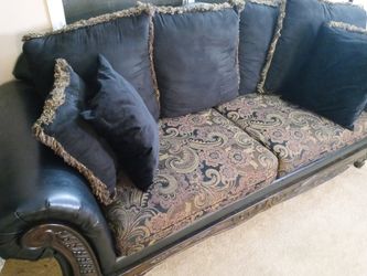 Black Leather Couch 