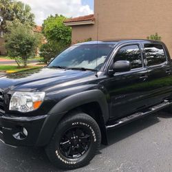 Clear Toyota Tacoma Truck 08