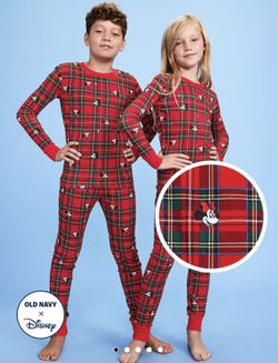 Old Navy x Disney Gender-Neutral Graphic Snug-Fit Pajama Set for Kids Size Medium 