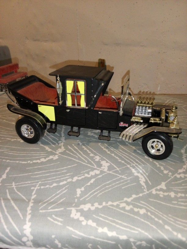 Munsters Koach Model Car