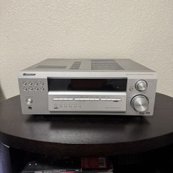 Pioneer VSX D514K 5.1 Channelhh 500 Watt Receiver