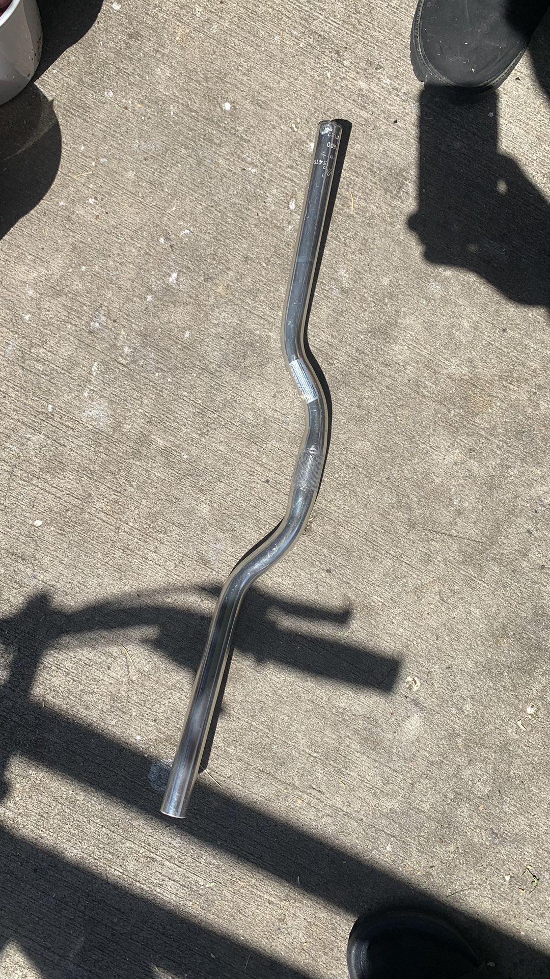 aluminum  bicycle  handlebars