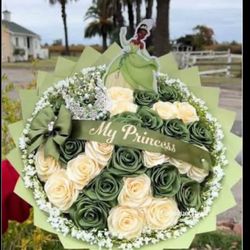 18ct Princess Tiana Bouquet/Ramo