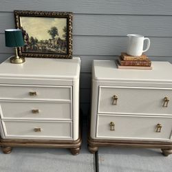 Beautiful Tan Nightstands 