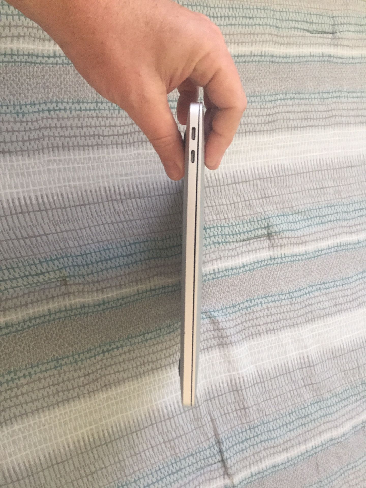 2017 MacBook Pro 13” Retina Screen