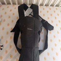 Baby bjorn baby carrier mini