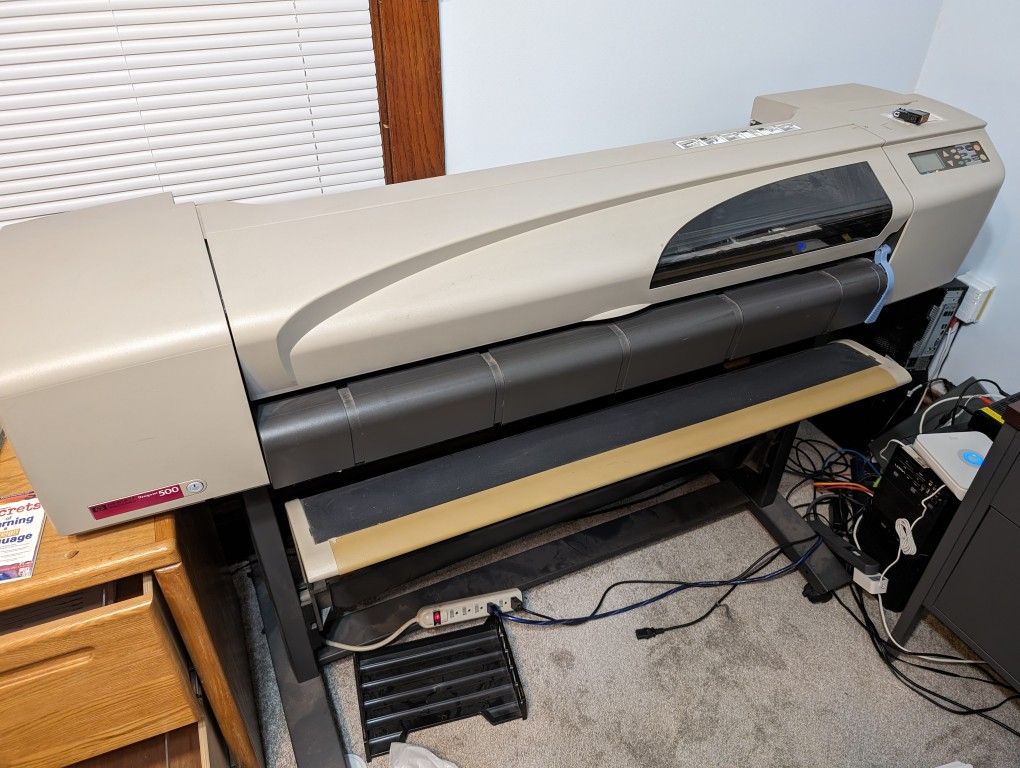 HP Designjet 500 42-inch Roll Printer Plotter (C7770B)