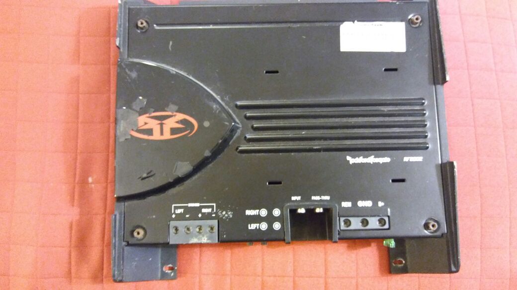 Rockford fosgate punch 200.2 amp works great !!!!!!!!!!!!!!!!!!