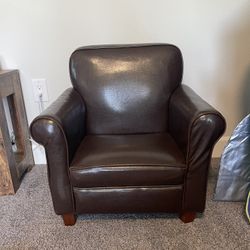Toddler/kids Faux Leather Chair 