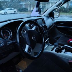 2013 Dodge Grand Caravan