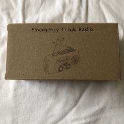 Emergency Crank Radio - NEW