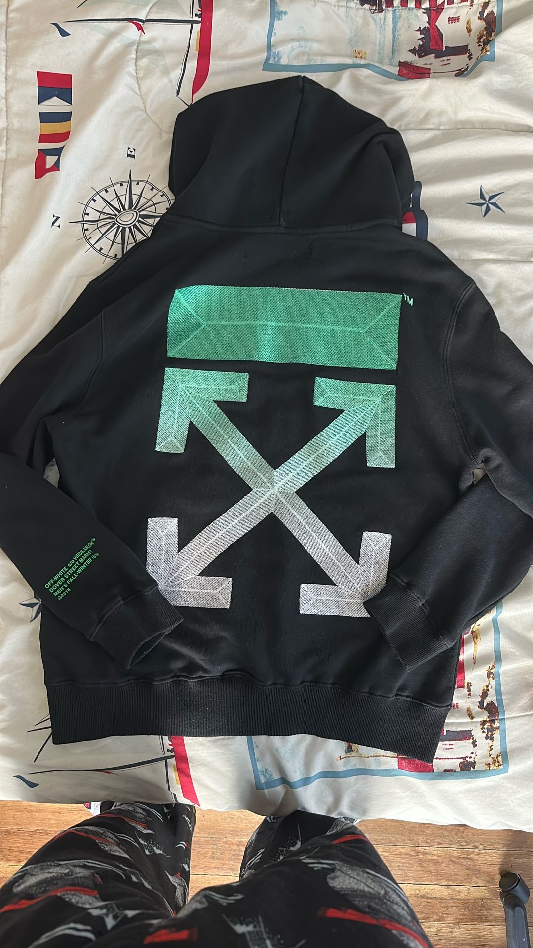 Off White “Dover Street Market” Hoodie Negotiable