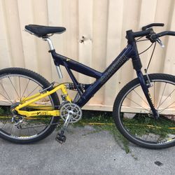 Cannondale V1000 Bike