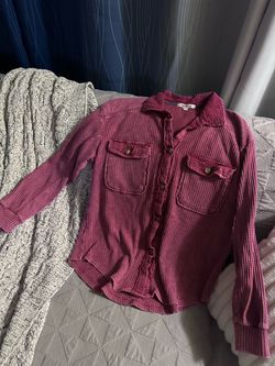 Women’s long sleeve button shirt