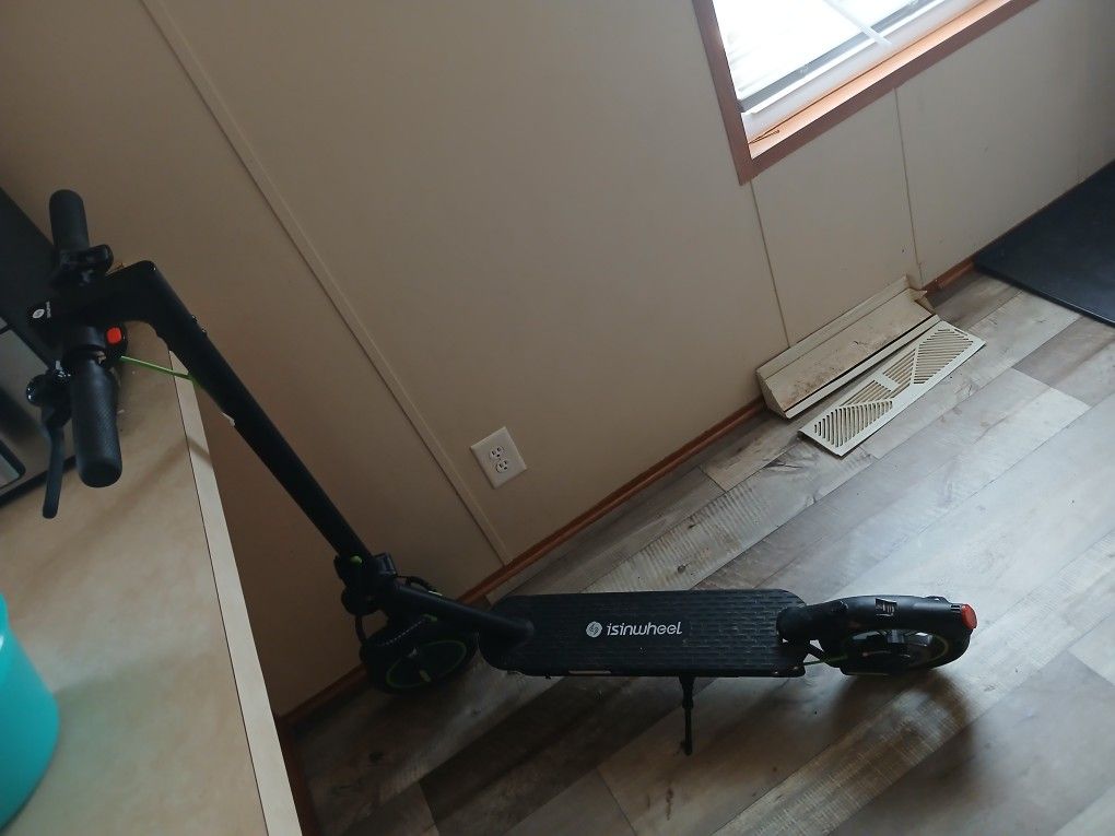 Isinwheel Electric Scooter