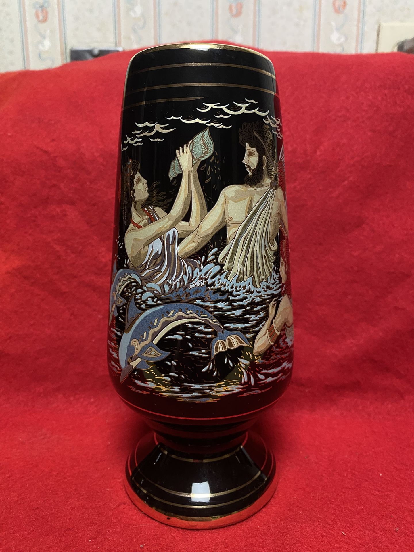 7.75 Inch 24k Black & Gold Handmade In Greece Imported From Greece Greek Ceramic Vase