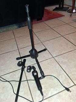 Original guitar hero microphone with stand