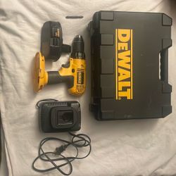 Cordless Drill Driver DC970 Dewalt 18v