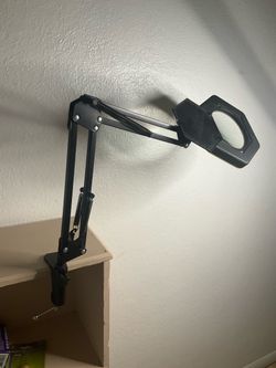 C clamp magnifying