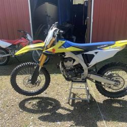 2019 Rmz450