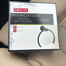 Delta Foundations Towel Ring