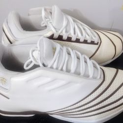 
🔥 For Sale: Adidas T-Mac 1 Retro Basketball Shoes – White/Brown – Size [9]