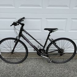 Giant Women’s Road Bike