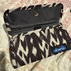 KAVU Trifold Wallet 