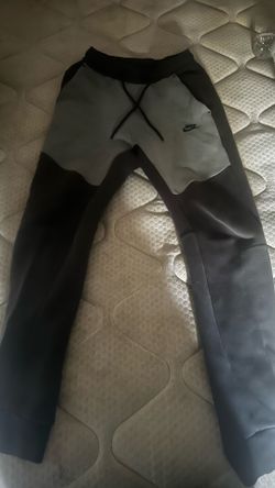 Nike tech pants