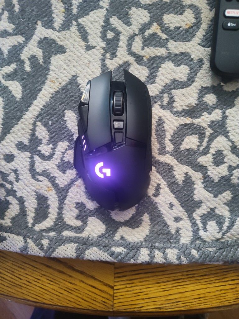 Logitech G502 Lightspeed Wireless Gaming Mouse with Hero 25K Sensor, PowerPlay Compatible, Tunable Weights and Lightsync RGB - Black