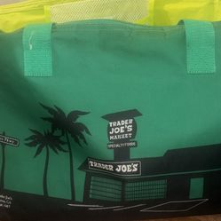 Trader Joes Large Cooler Bag 