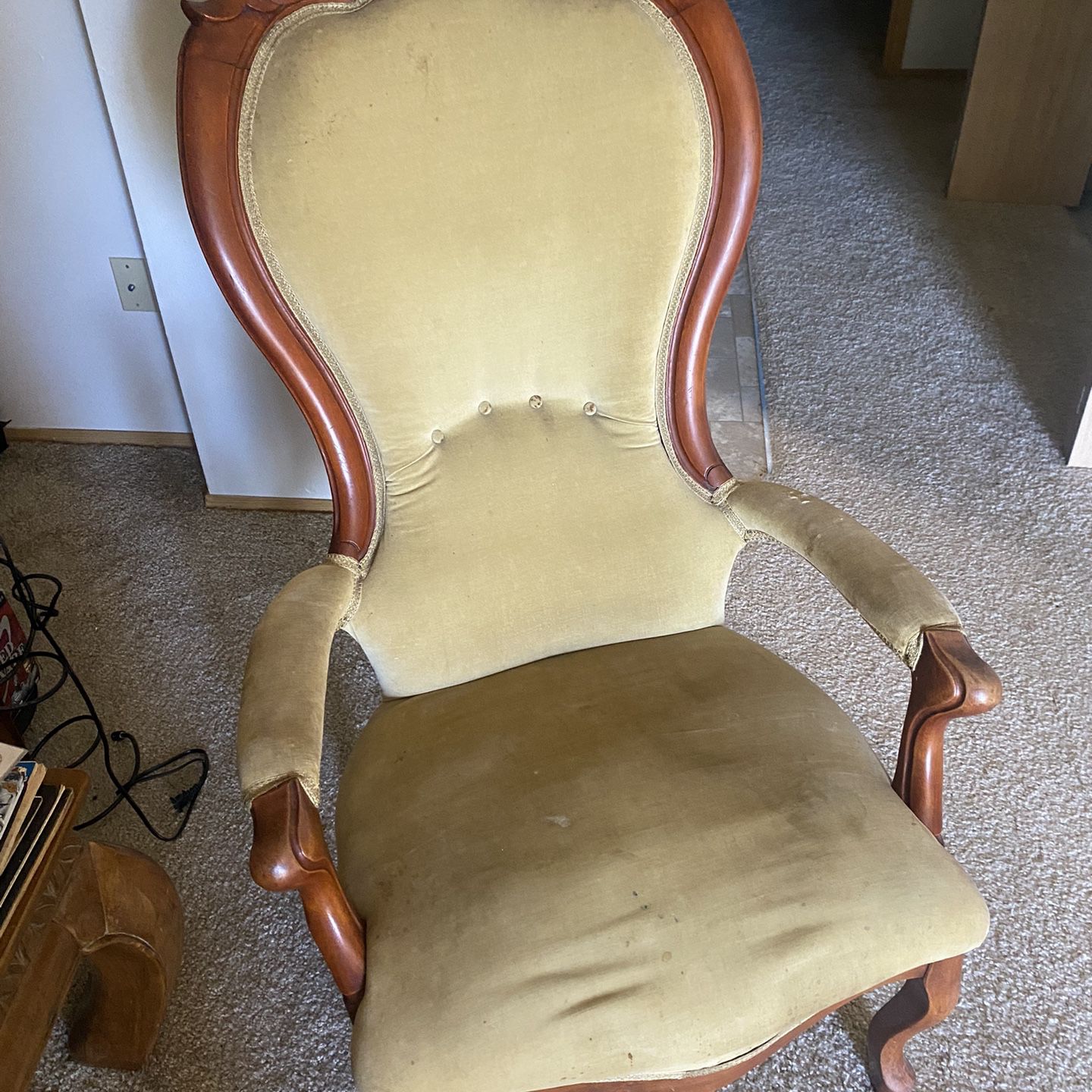 Antique Fainting Chair