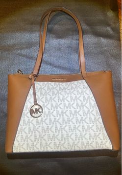 Michael Kors  purse