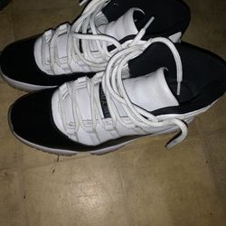 Jordan 11s 