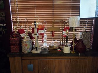 **SALE** VARIETY OF NEW LAMPS W/SHADES