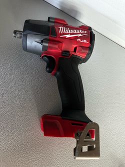 Milwaukee FUEL Cordless Impact Wrench Tool Only