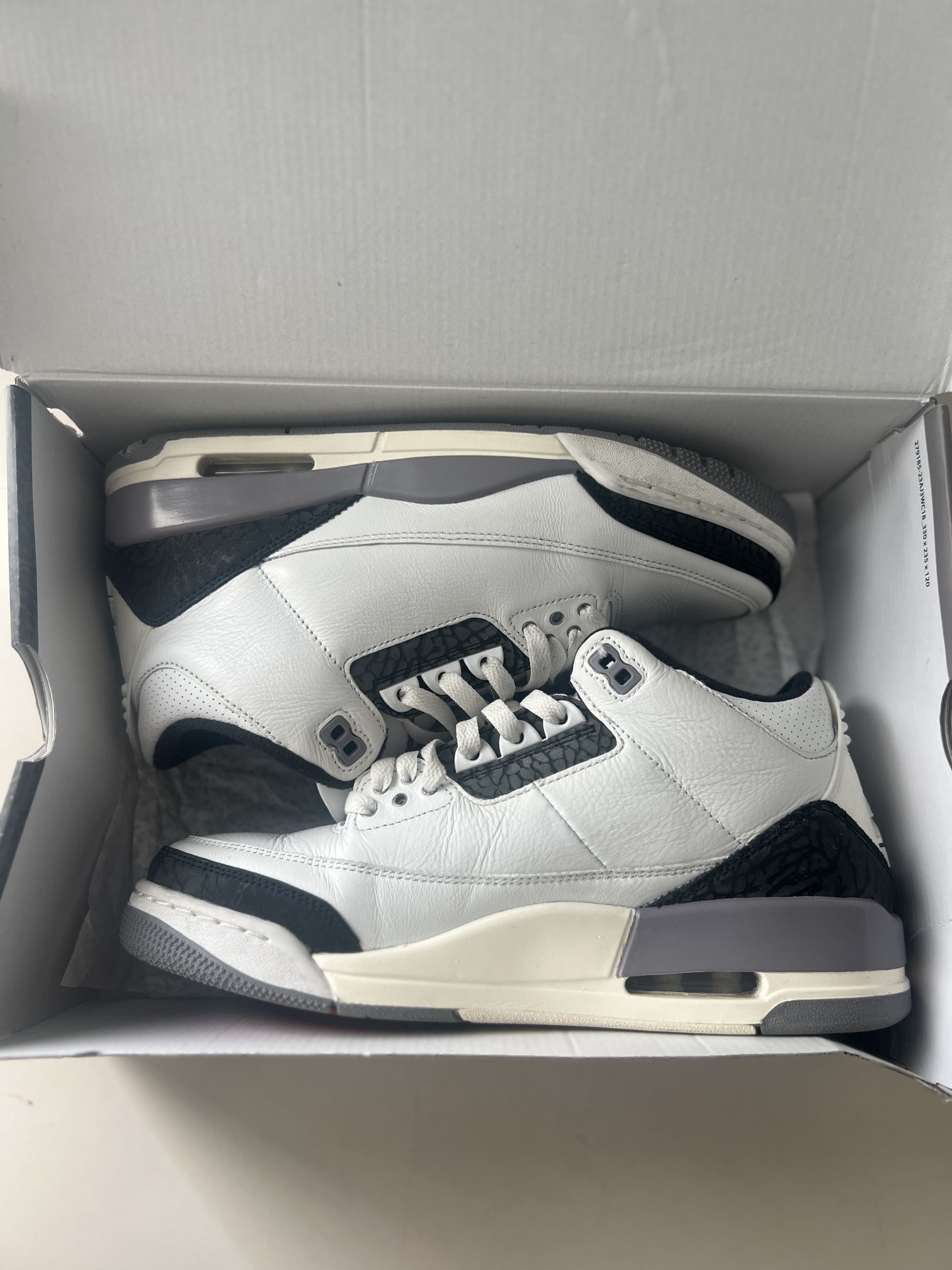 Jordan 3 Retro Cement Grey