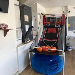 Basketball Game Indoor 