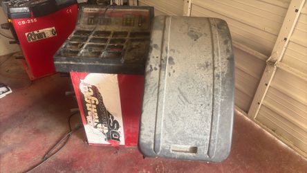Digital Sensor Technology Wheel Balancer - $200 OBO
