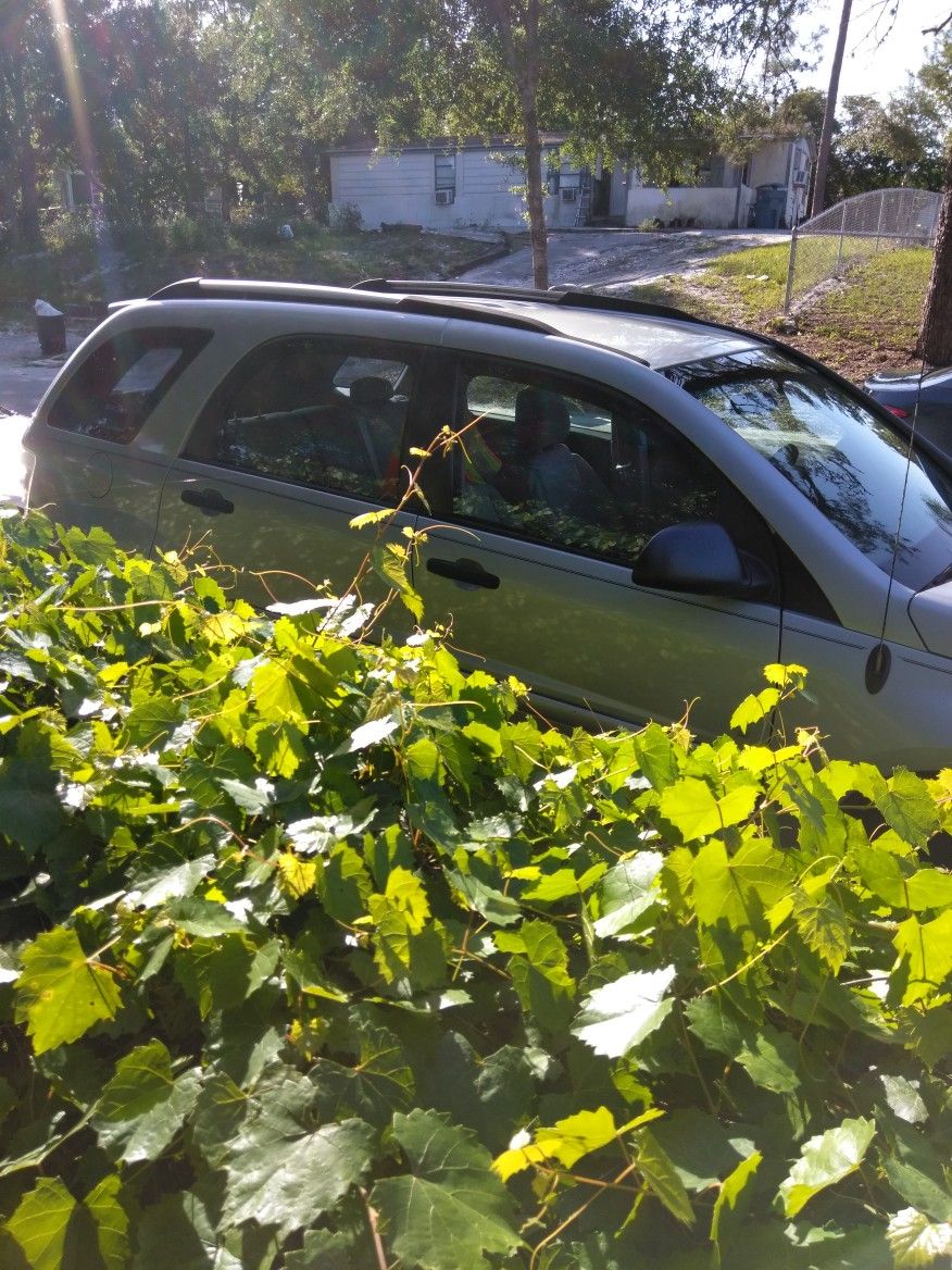 06l Ls. Equinox. 182000. Russo Drives Great Ac Many Options