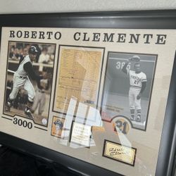 Pristine ROBERTO CLEMENTE Memorabilia 