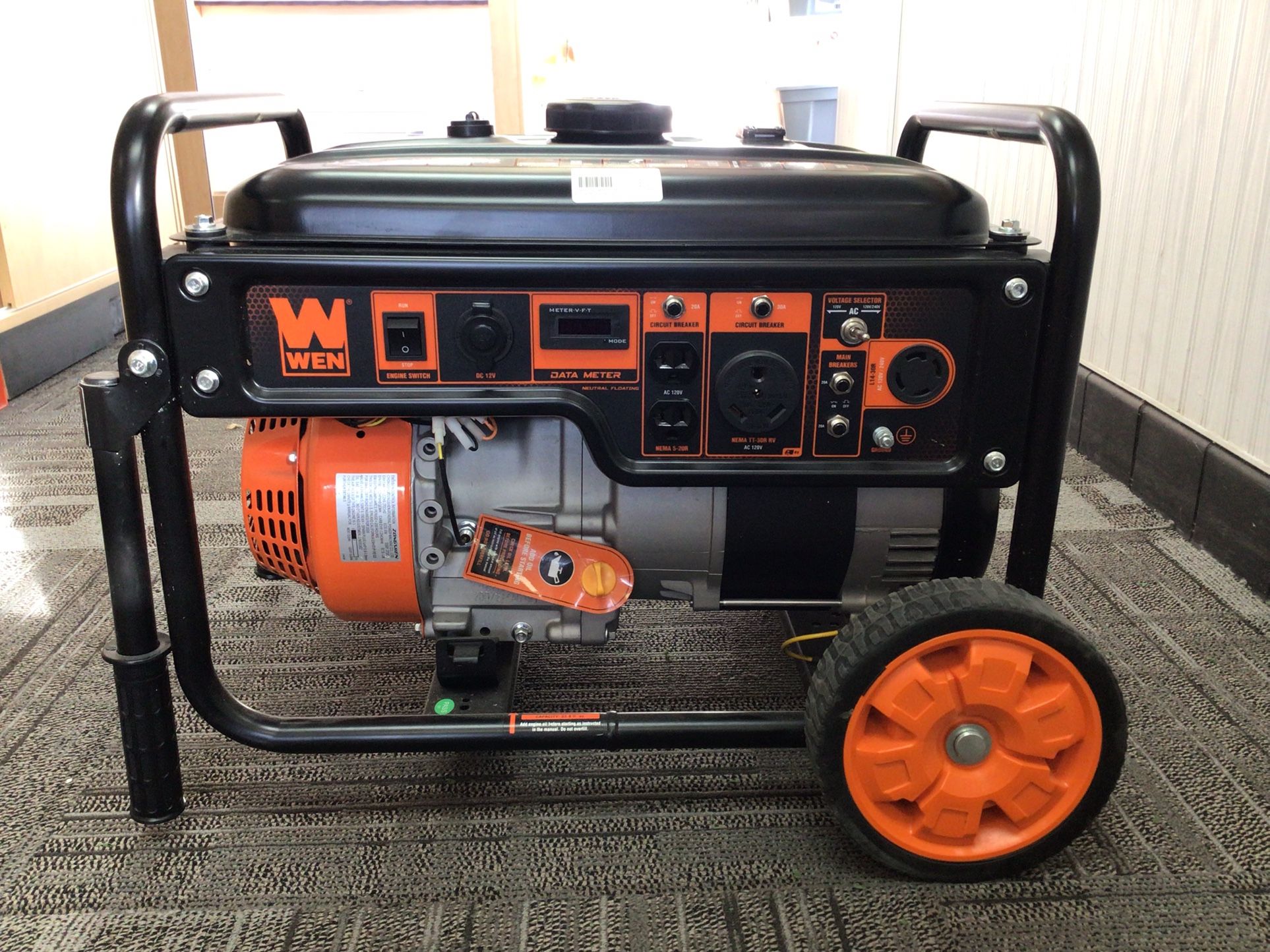WEN 6000 Watt Power Generator