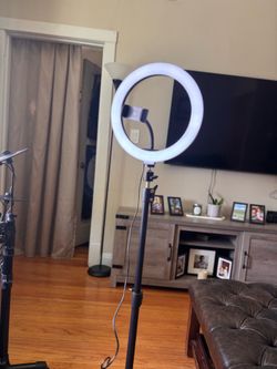 Ring light